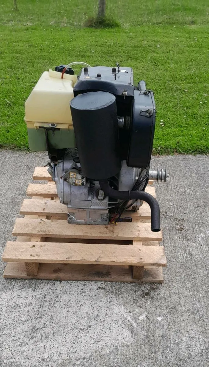 Lister diesel engine - Image 3