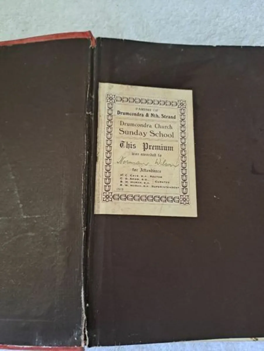 Antique book Yule Logs 1914 - Image 3