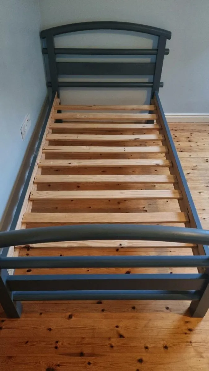 Single Bed - Image 4