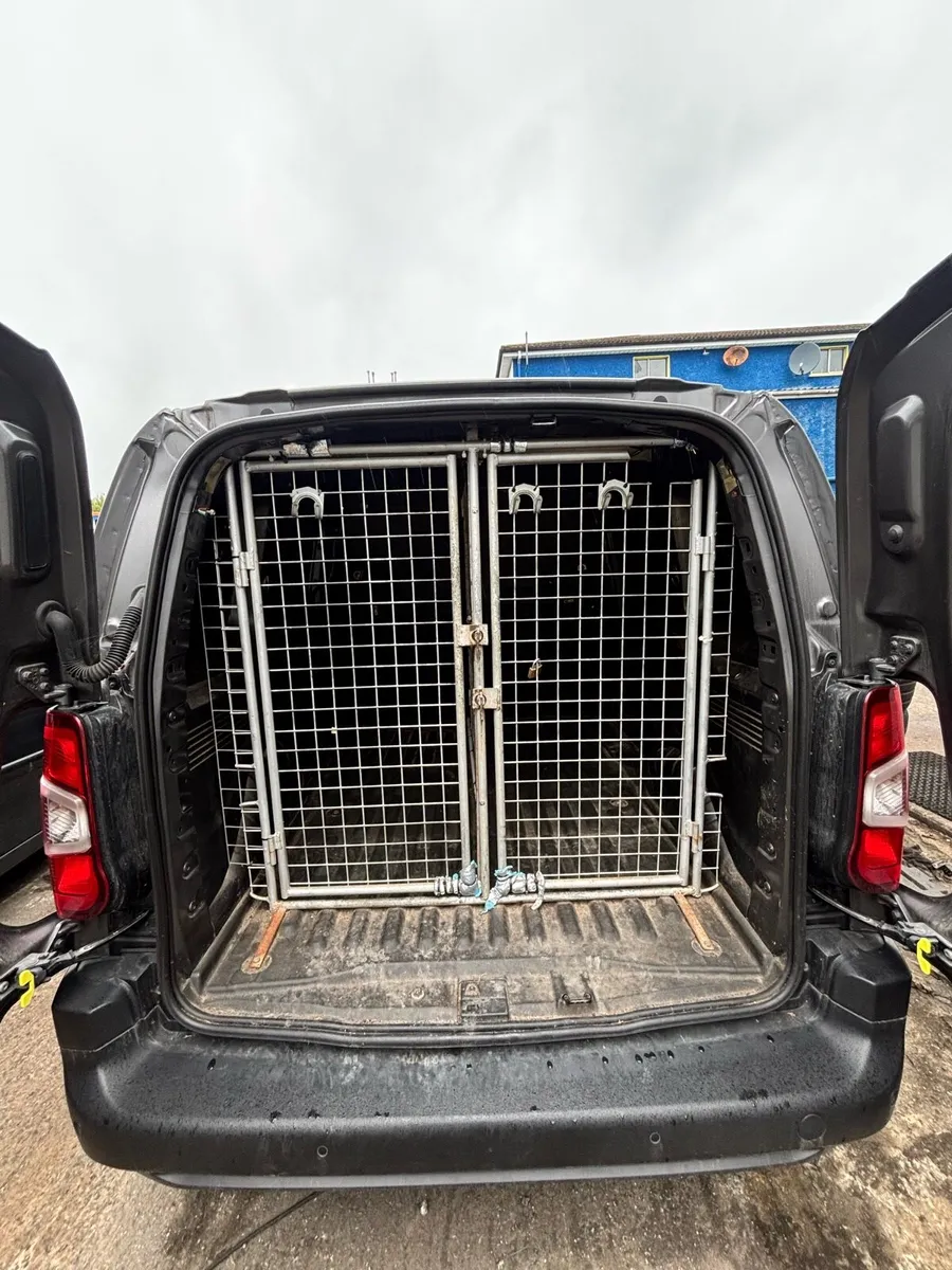Greyhound Cages Citroen Berlingo - Image 1