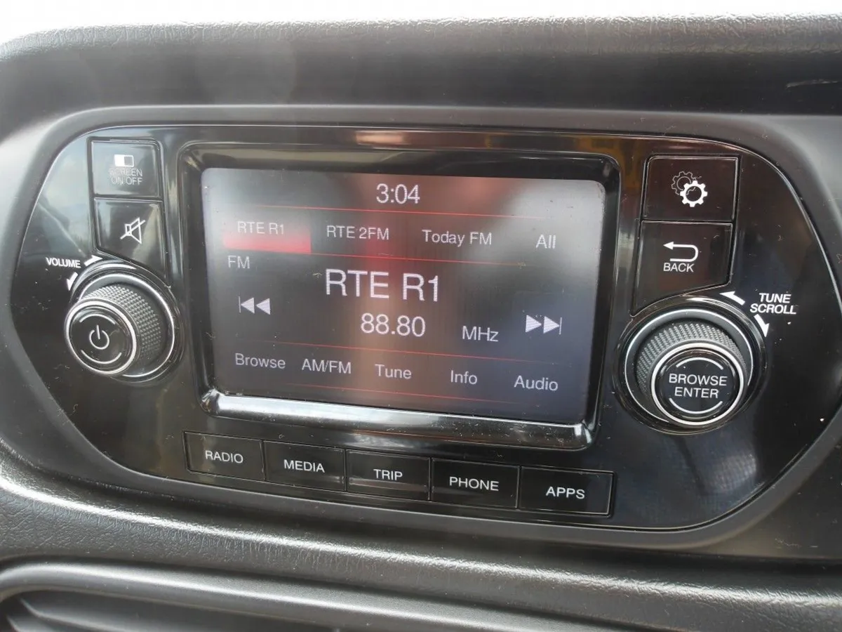 Fiat Tipo 1.6 M-jet 120hp Easy - Image 2