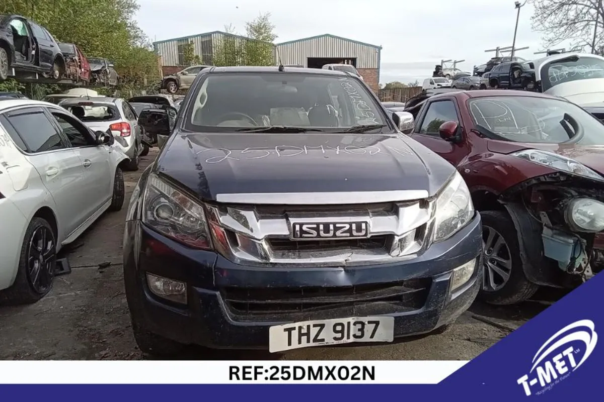 2016 ISUZU D-MAX BREAKING FOR PARTS - Image 3