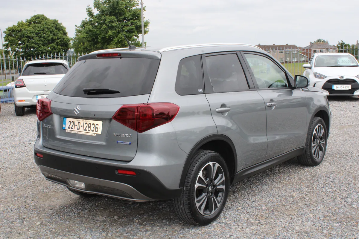 Suzuki Vitara SZ5 1.5 Boosterjet - Image 4