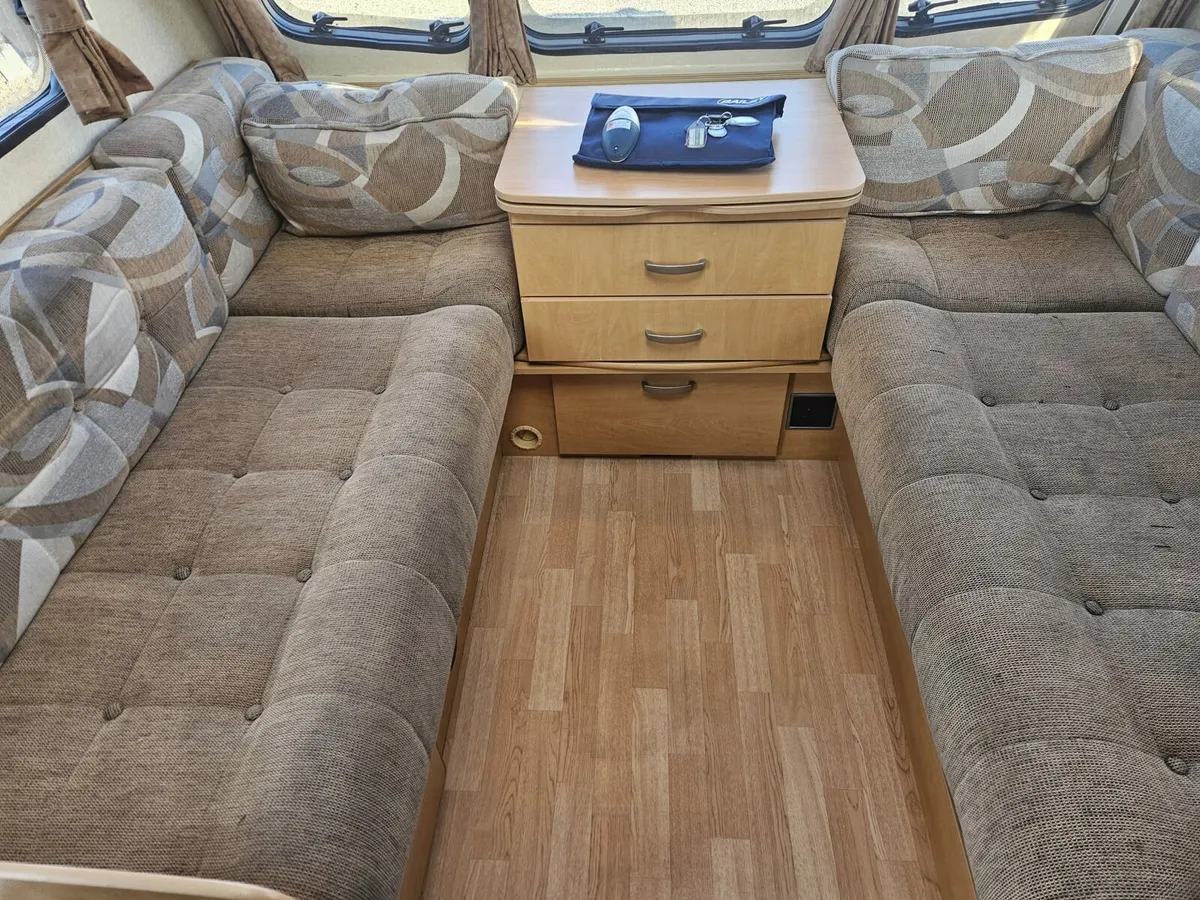 Bailey ranger gt60 fixed bed - Image 3