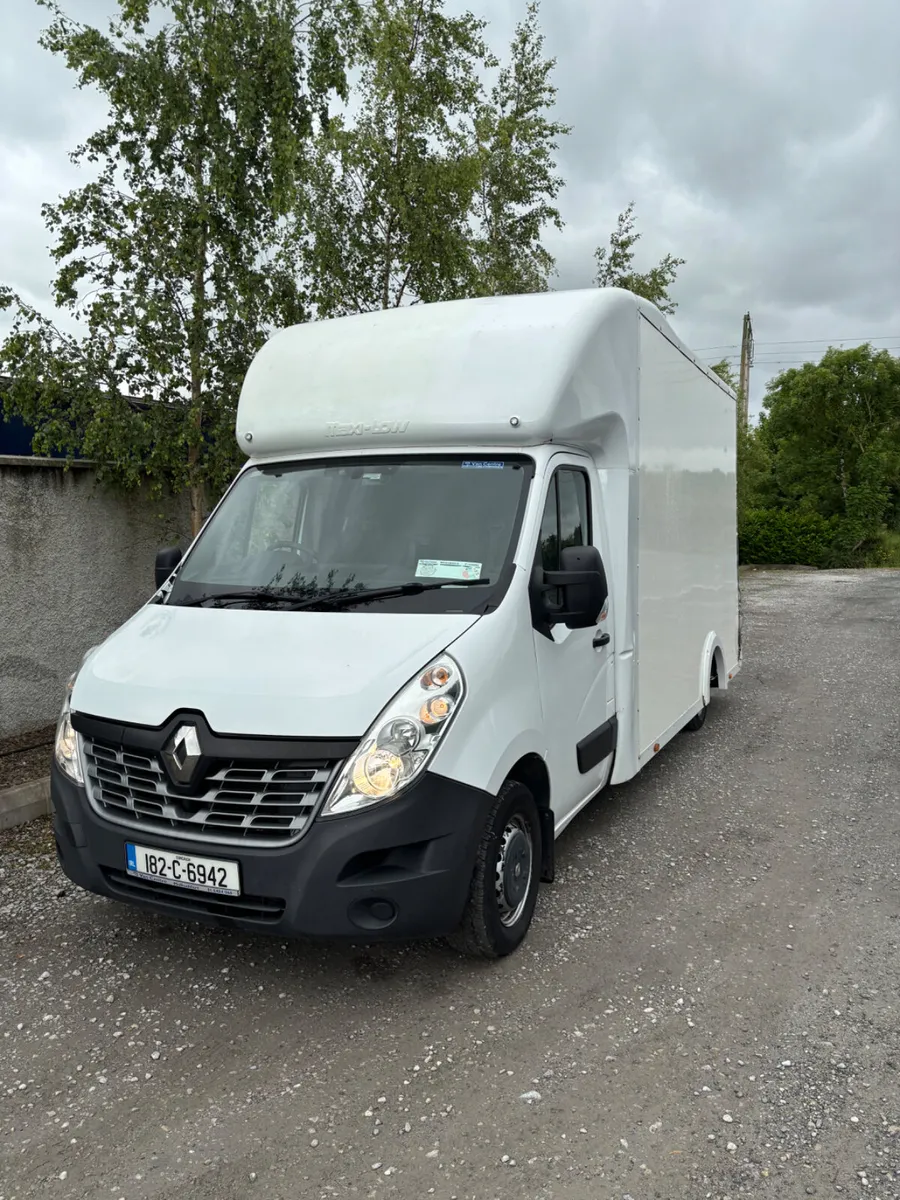 2018 Renault Master - Image 1