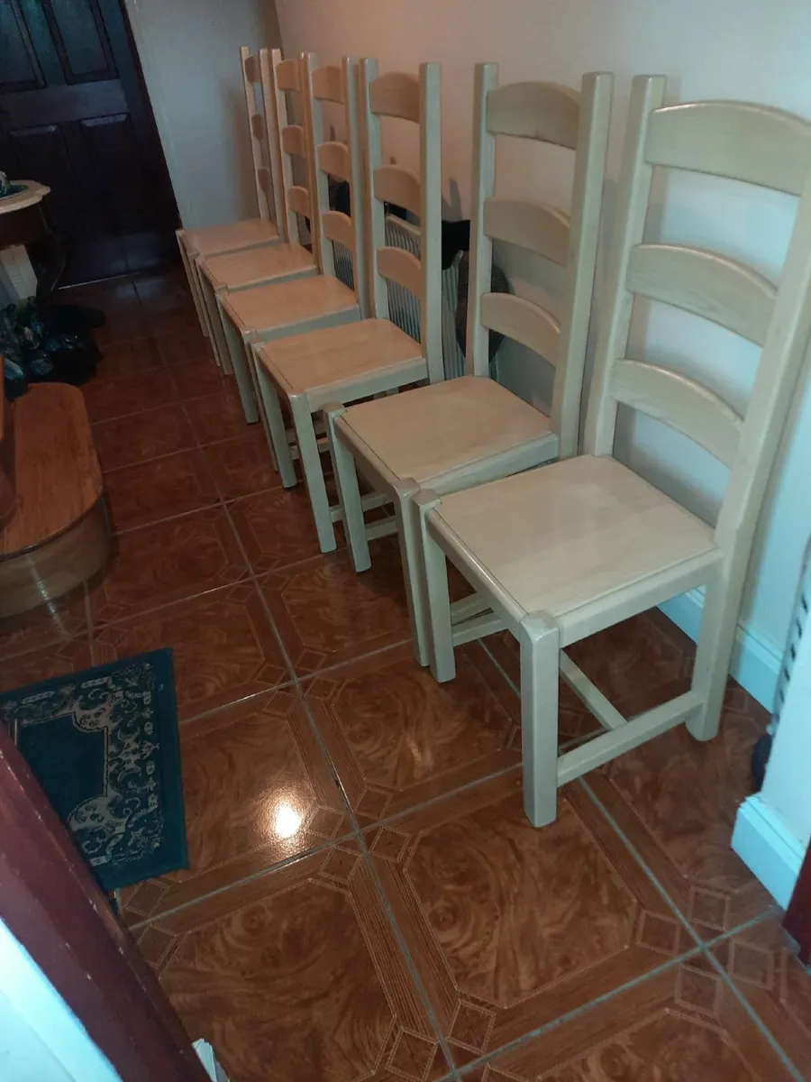Kitchen chairs - Image 3