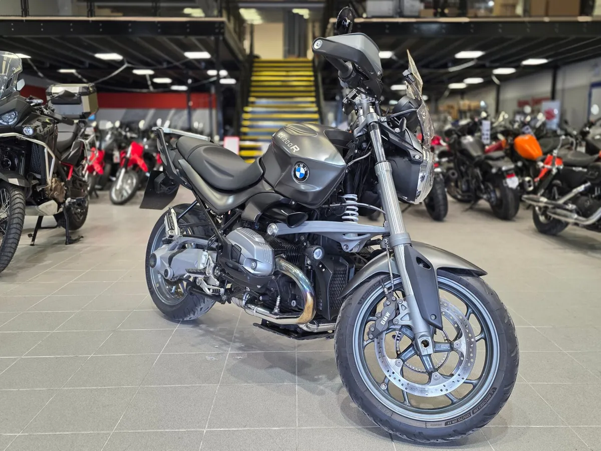 BMW R1200R - Image 1