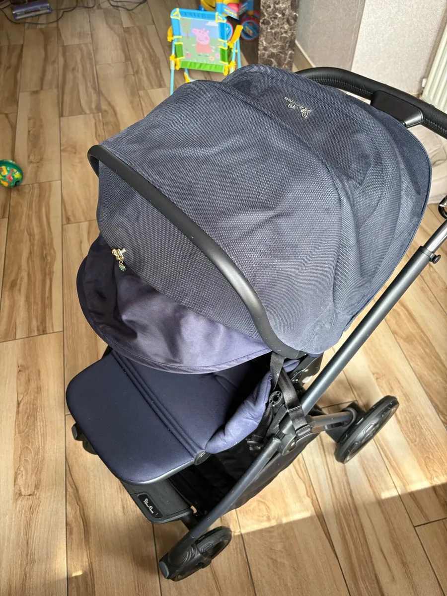 Slivercross reef pram - Image 3