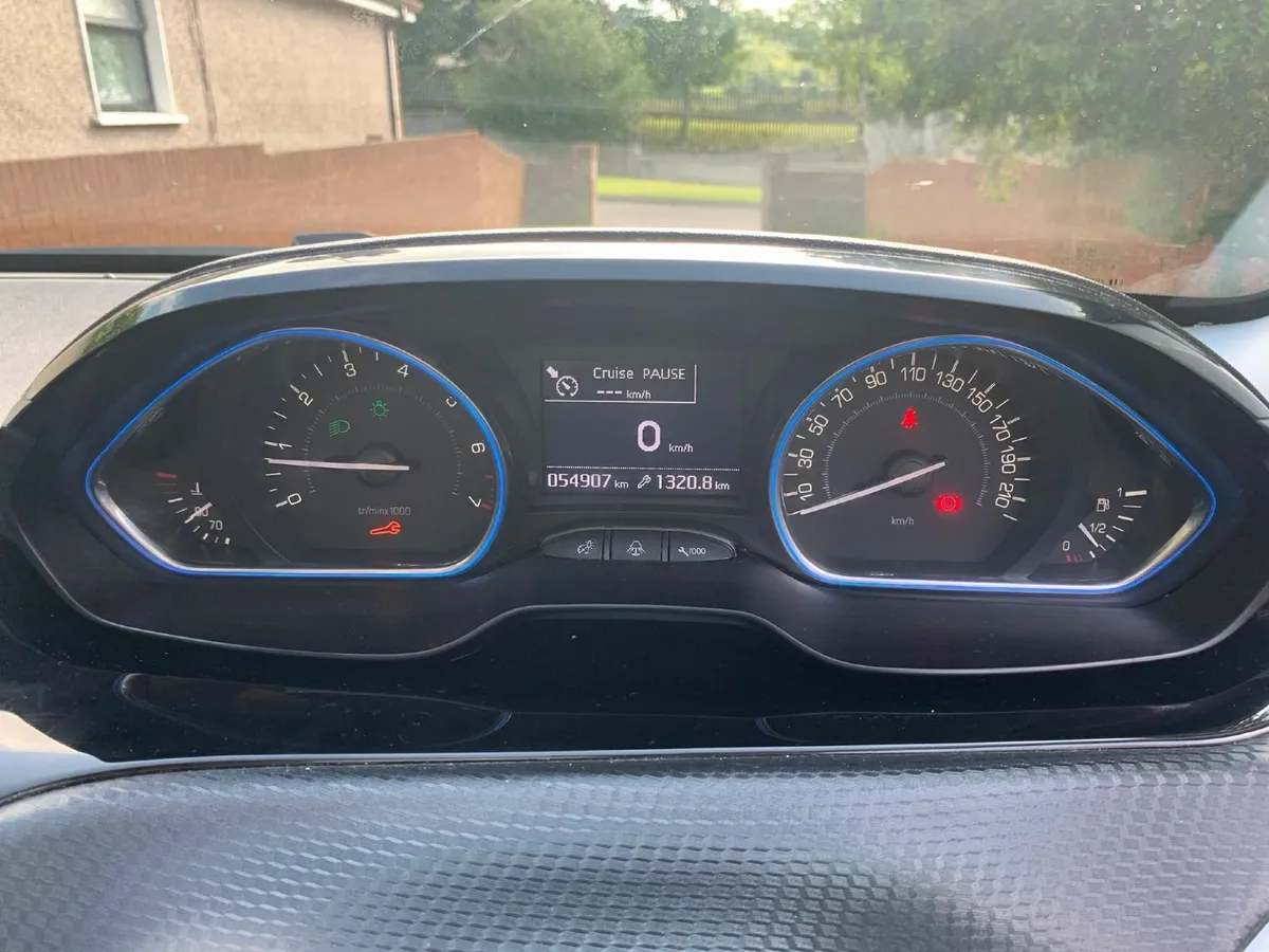 Peugeot 2008 2019 - Image 1
