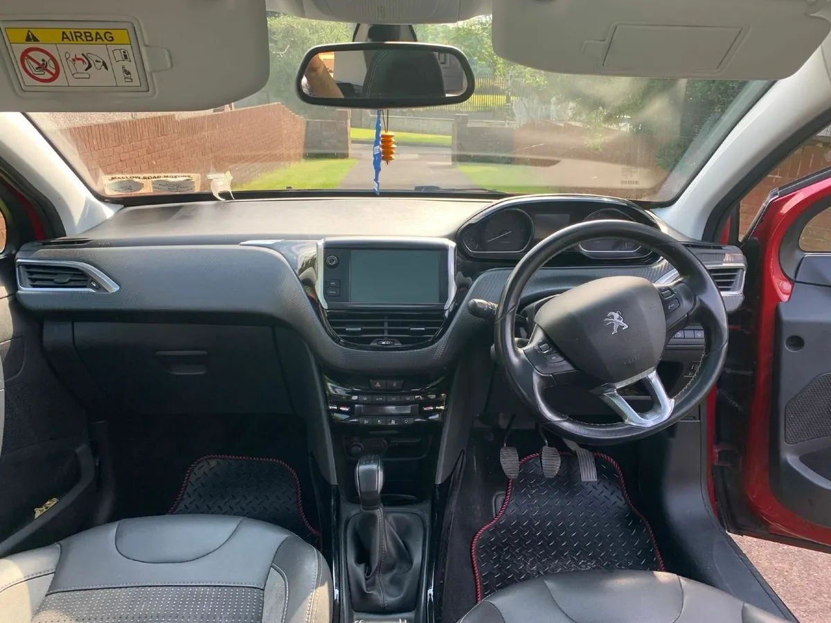 Peugeot 2008 2019 - Image 2