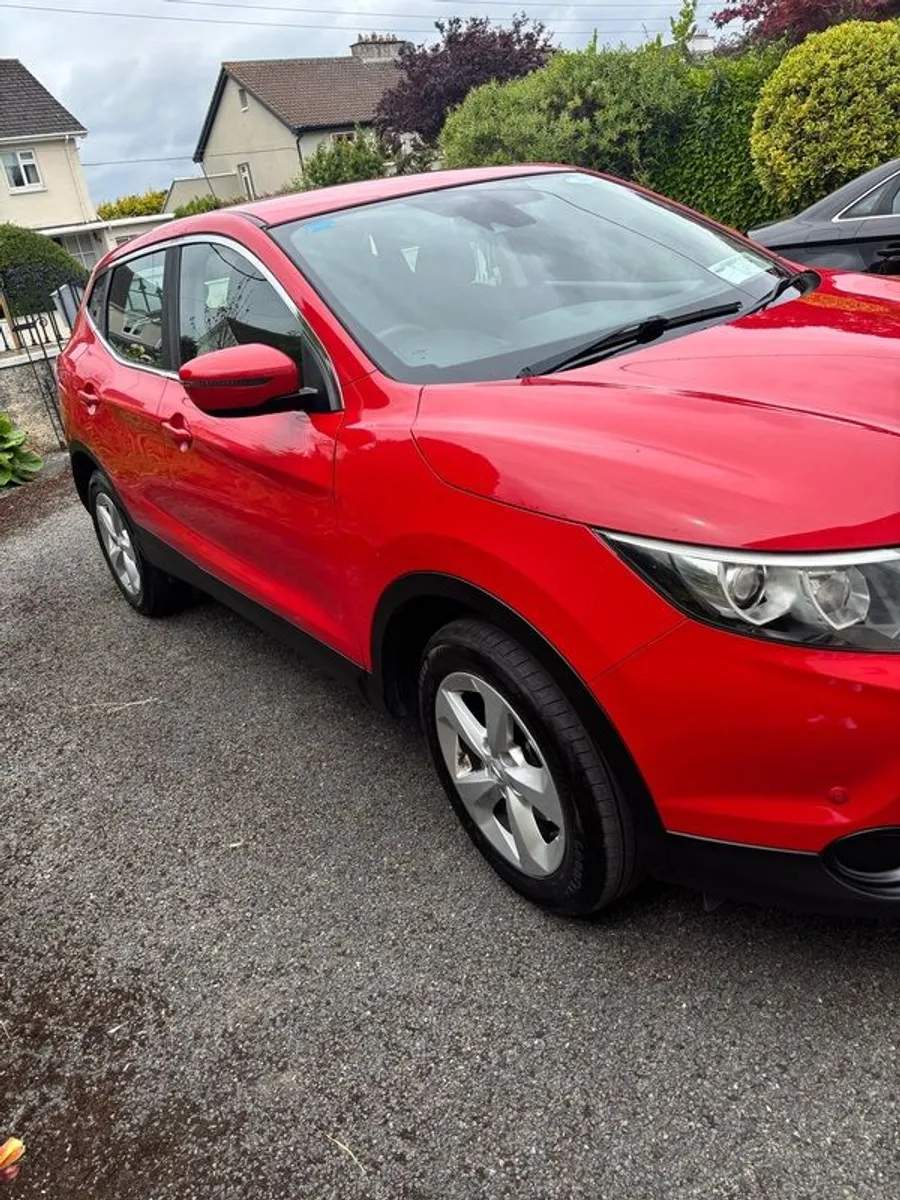 2016 Nissan Qashqai - Image 2