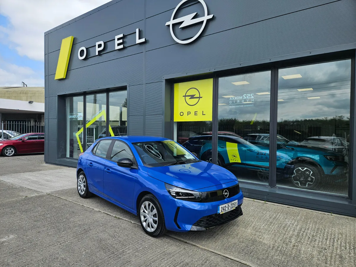Opel Corsa 1.2 - Image 2