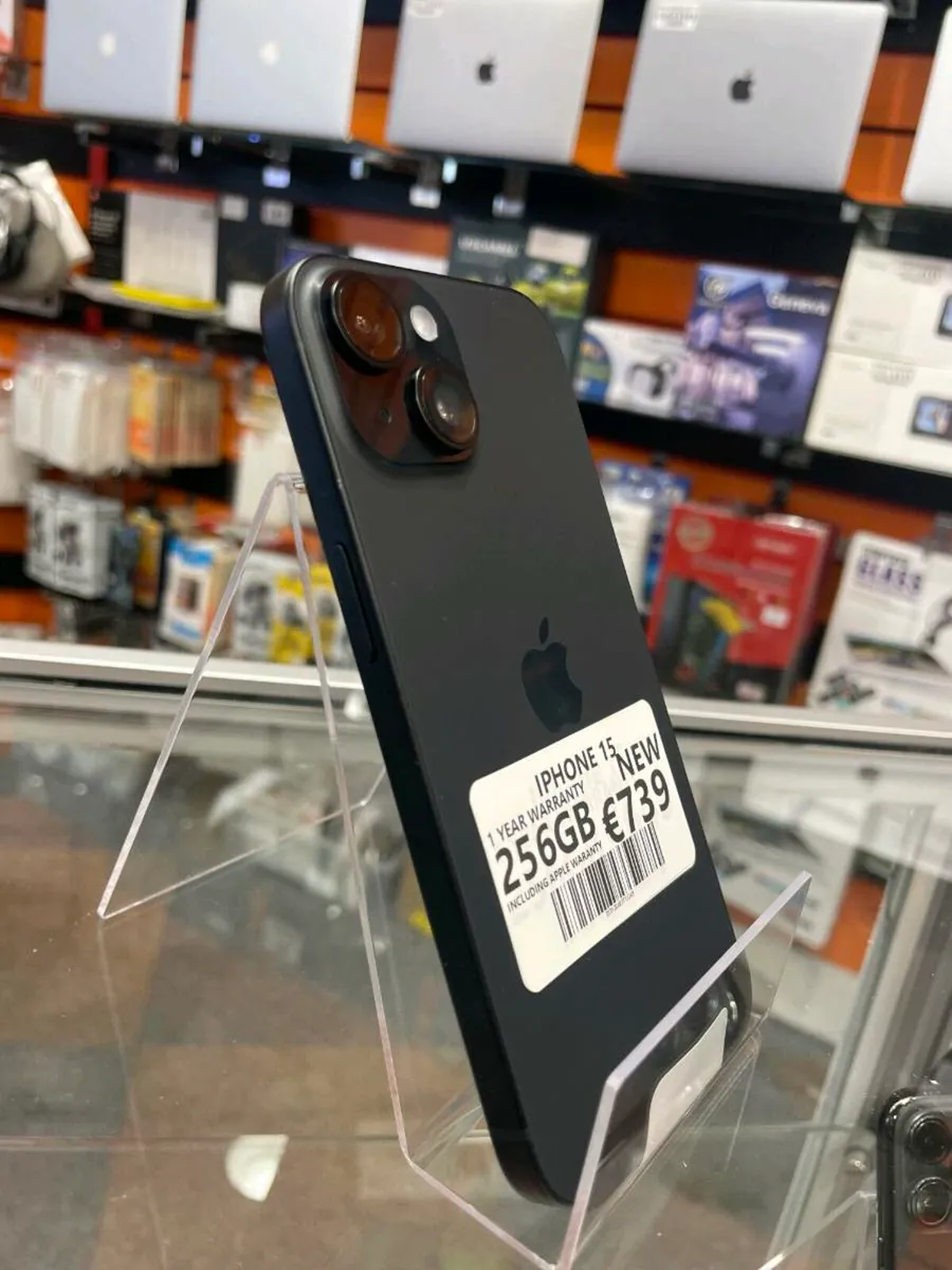 IPHONE 15, 256GB, 1 YEAR WARRANTY, UNLOCKED, NEW - Image 3