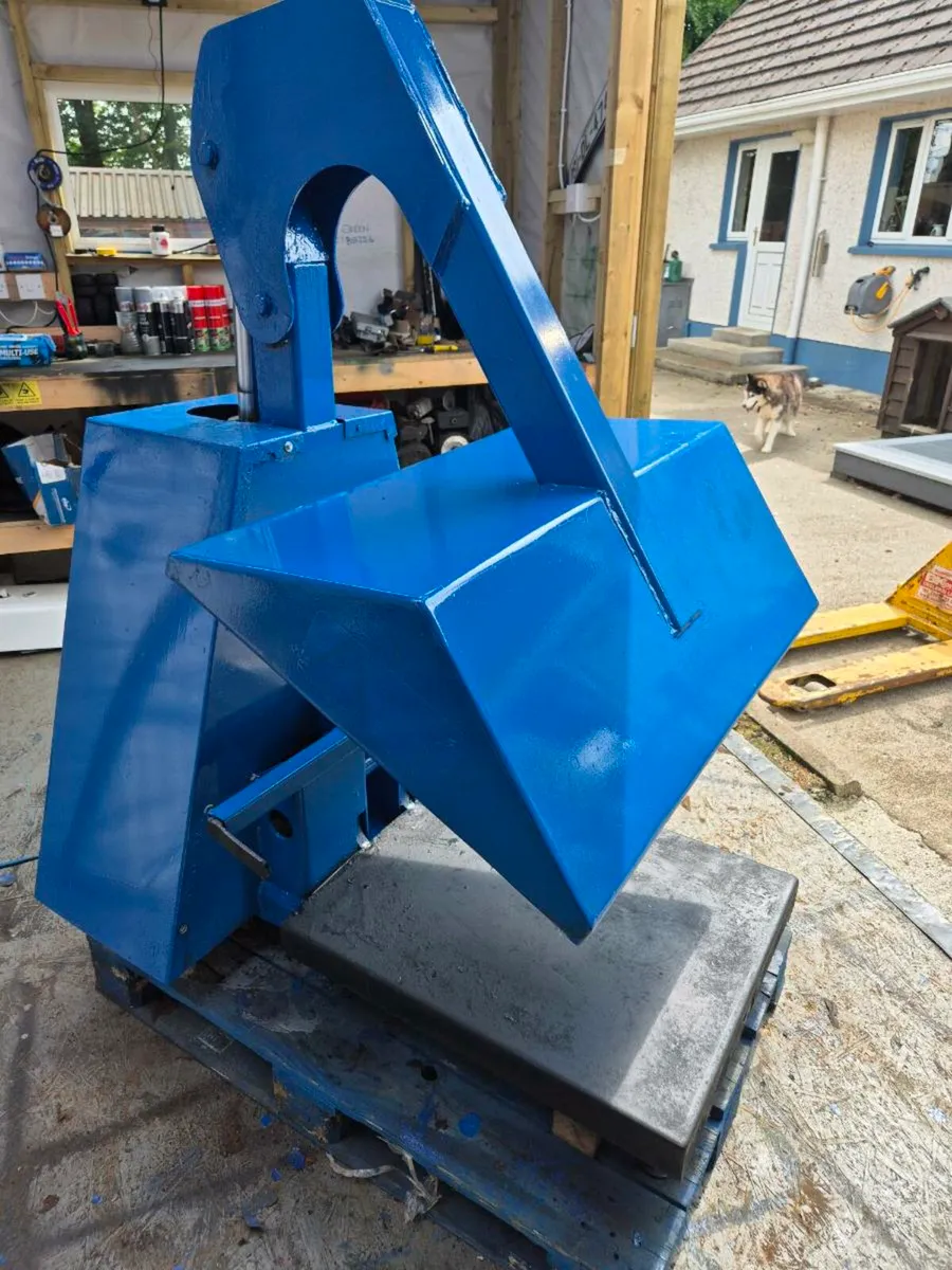 Compactor bin press - Image 2