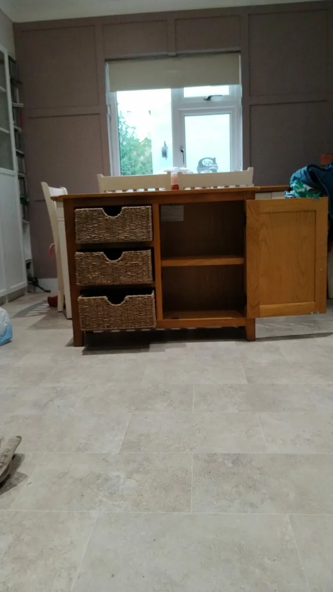 Sitting room press - Image 2