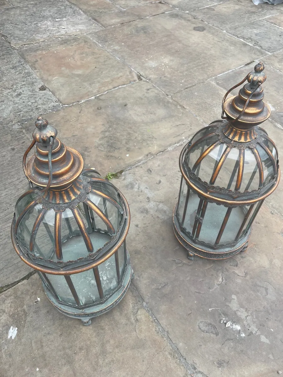 Lanterns - a pair - Image 3