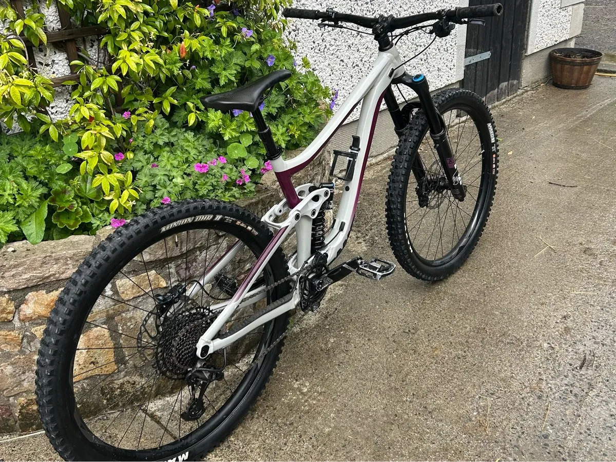 Giant Reign SX 29 - Image 4