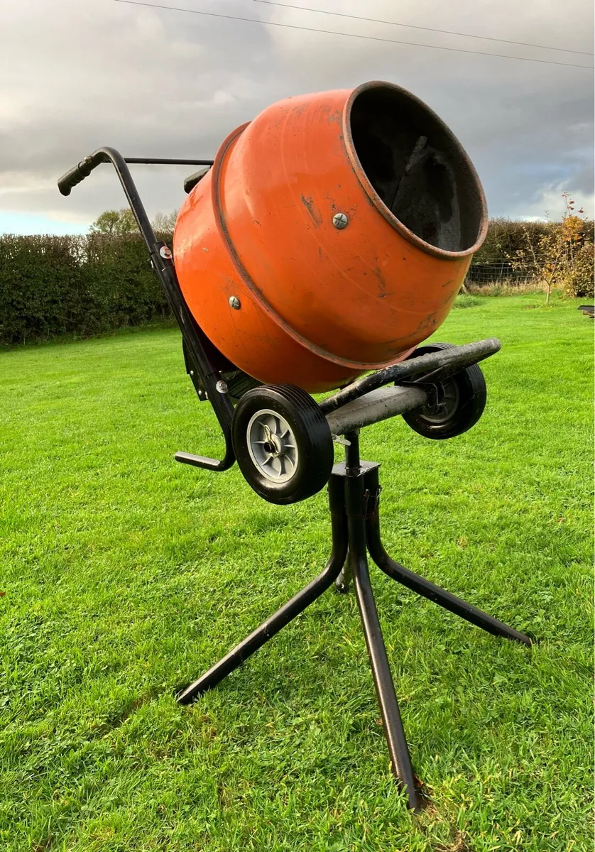 Cement Mixer - Image 1
