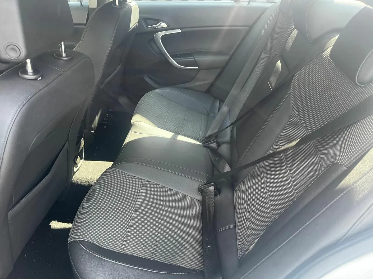 Opel Insignia 2011 - Image 3