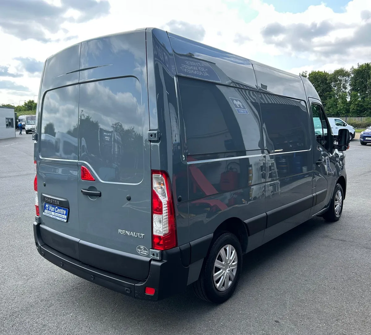 2023 RENAULT MASTER BUSINESS PLUS - Image 4