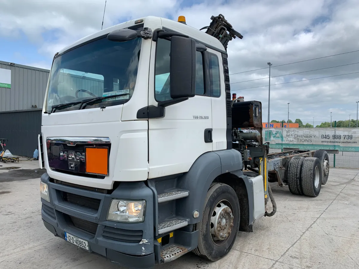 BID ONLINE NOW - 2012 MAN TGS 26.320 CHAS & CRANE - Image 1