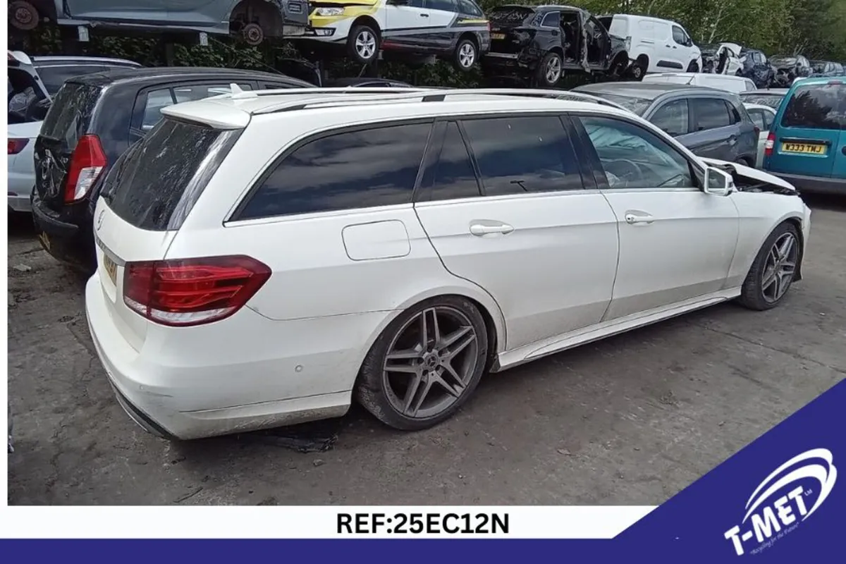 2014 MERCEDES E-CLASS BREAKING FOR PARTS - Image 1