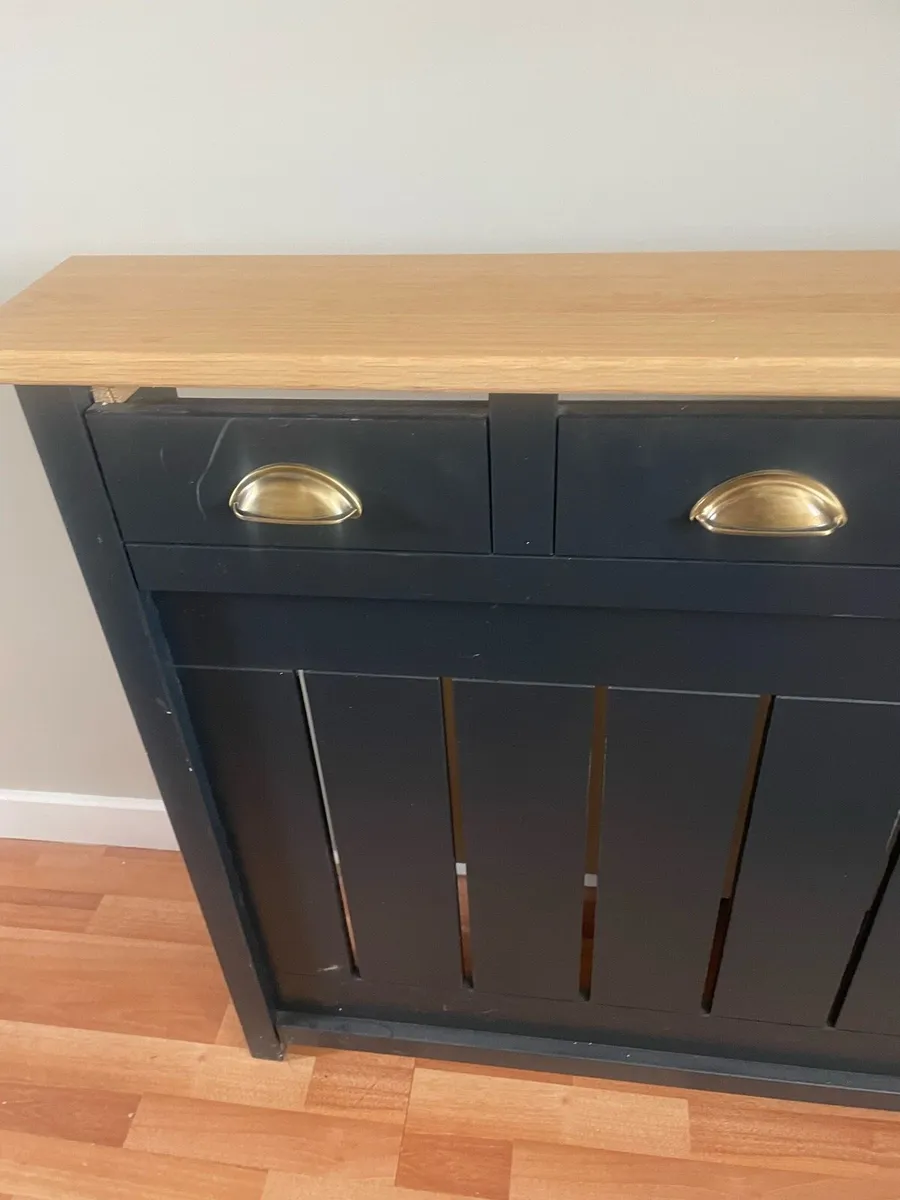 Radiator cover - Image 3