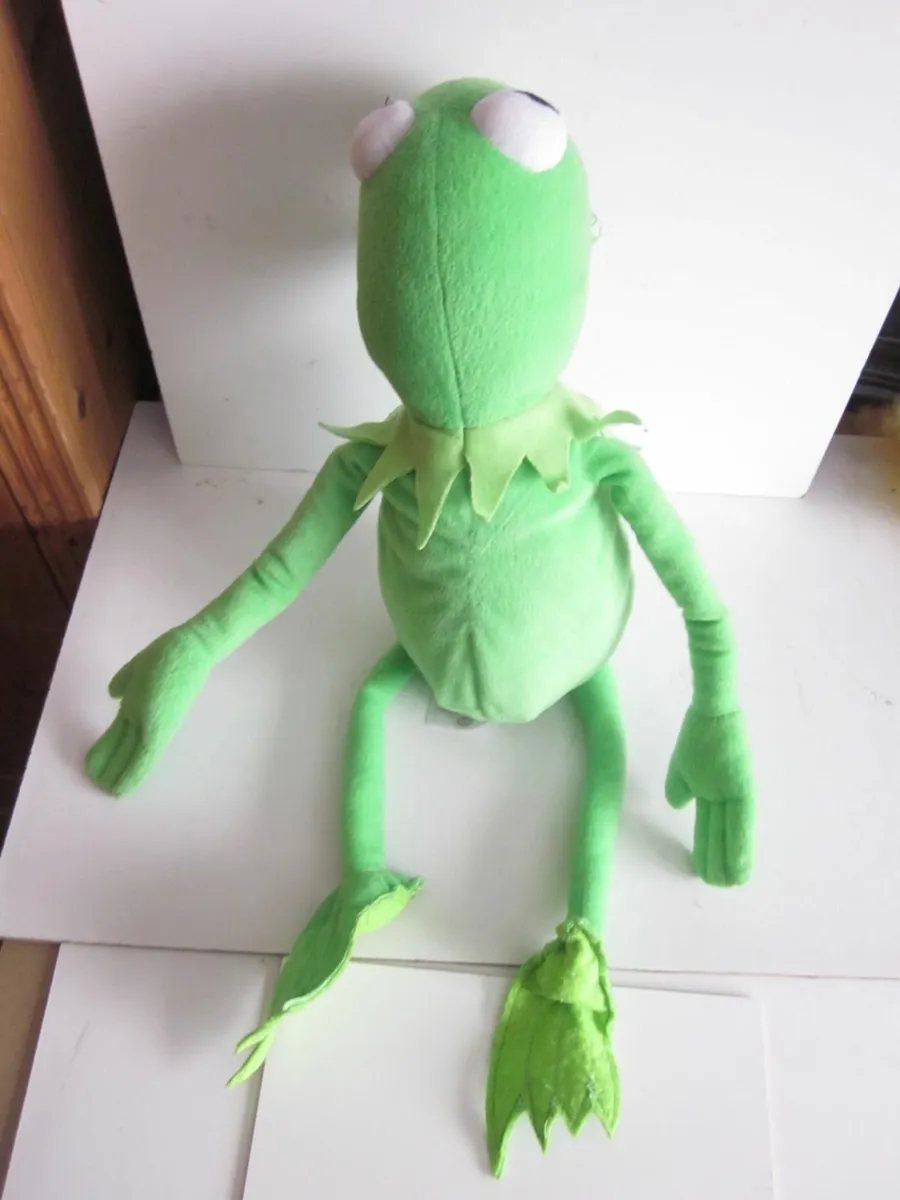 Kermit the Frog Soft Toy - Image 3