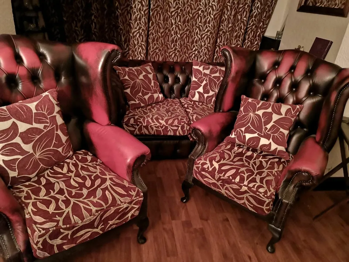 Vintage Furniture set with curtains included