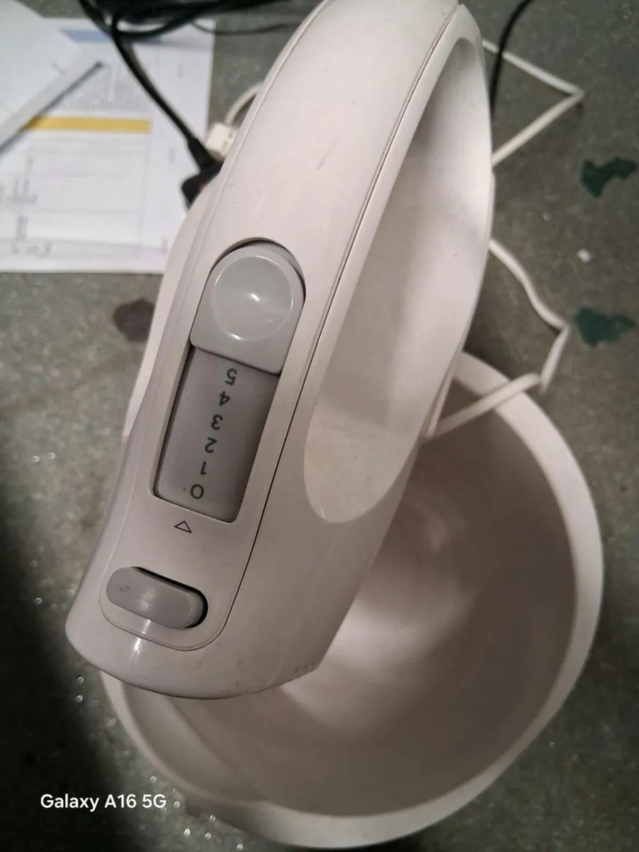 Mixing bowl - Image 1