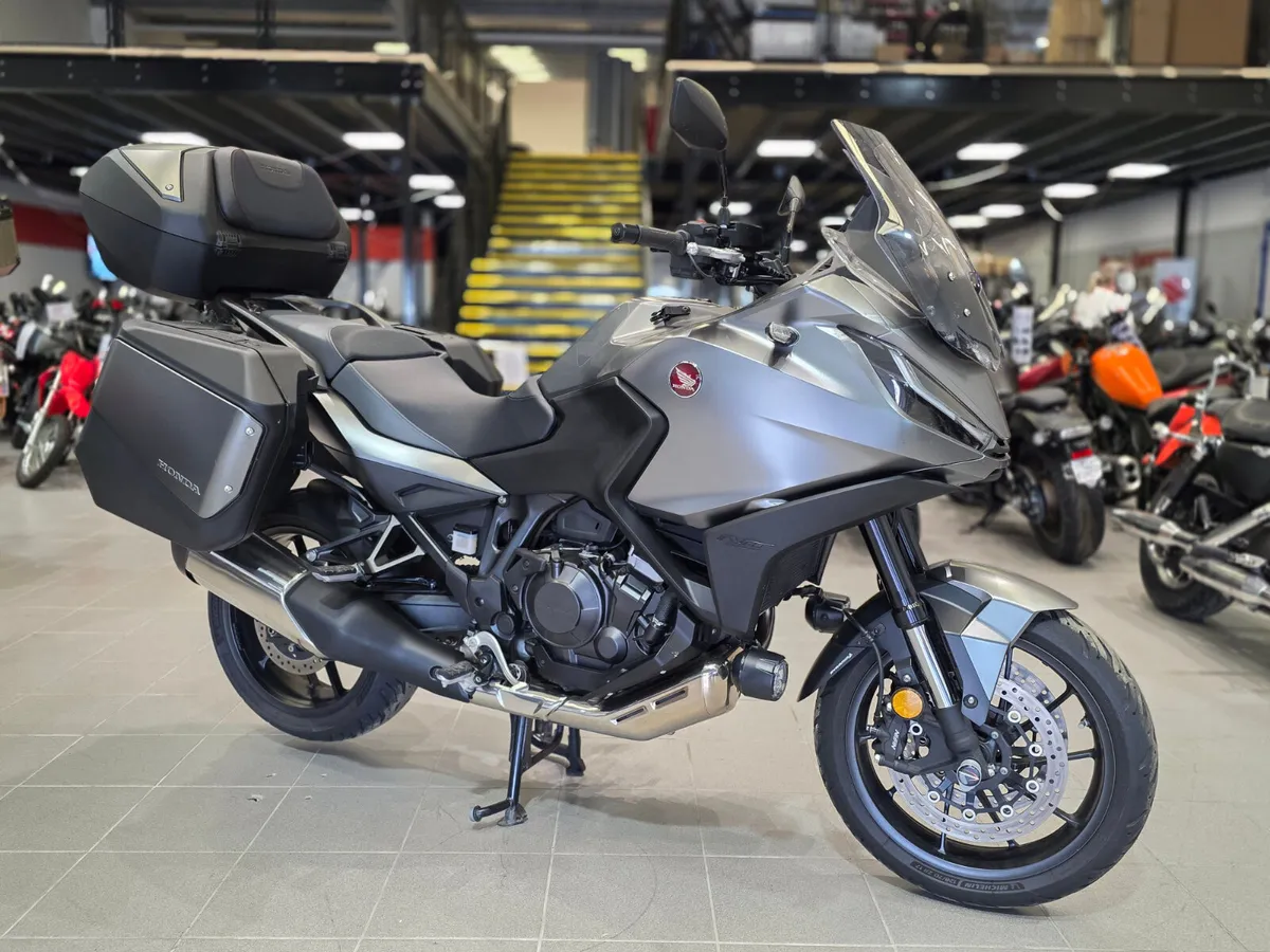 Honda NT1100 - Image 1