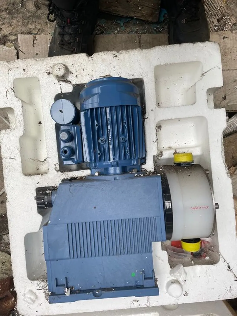 Siemens metering pump - Image 1