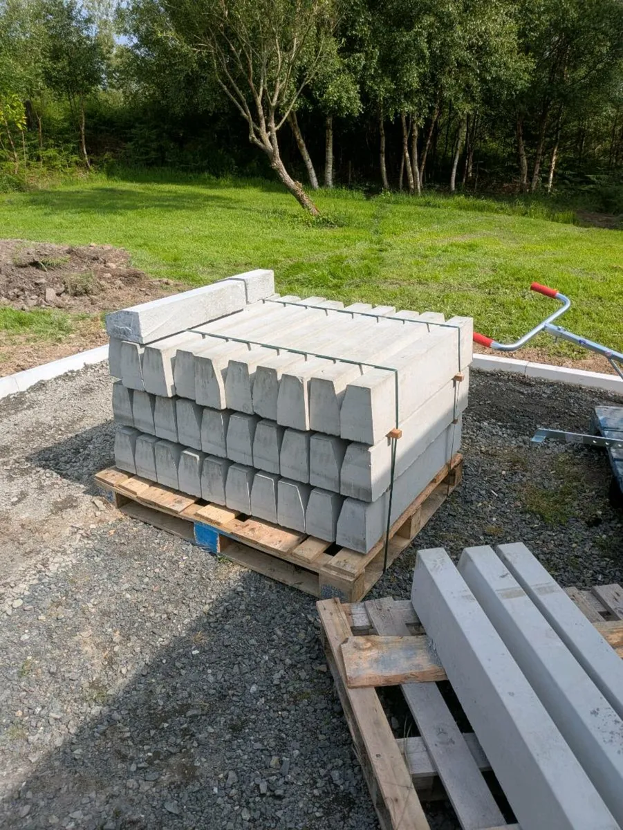 Driveway kerbs - 7*4" concrete - Image 1