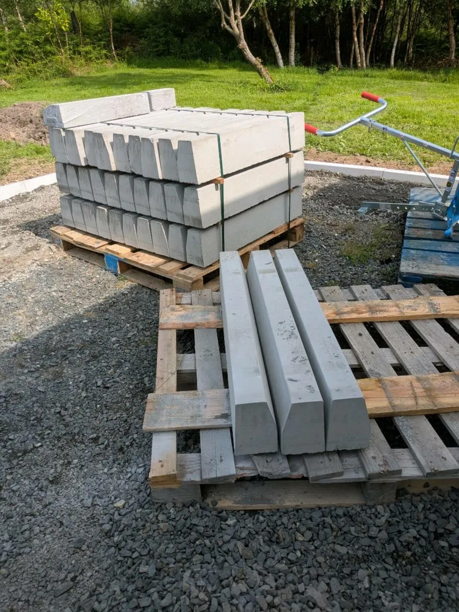 Driveway kerbs - 7*4" concrete - Image 2