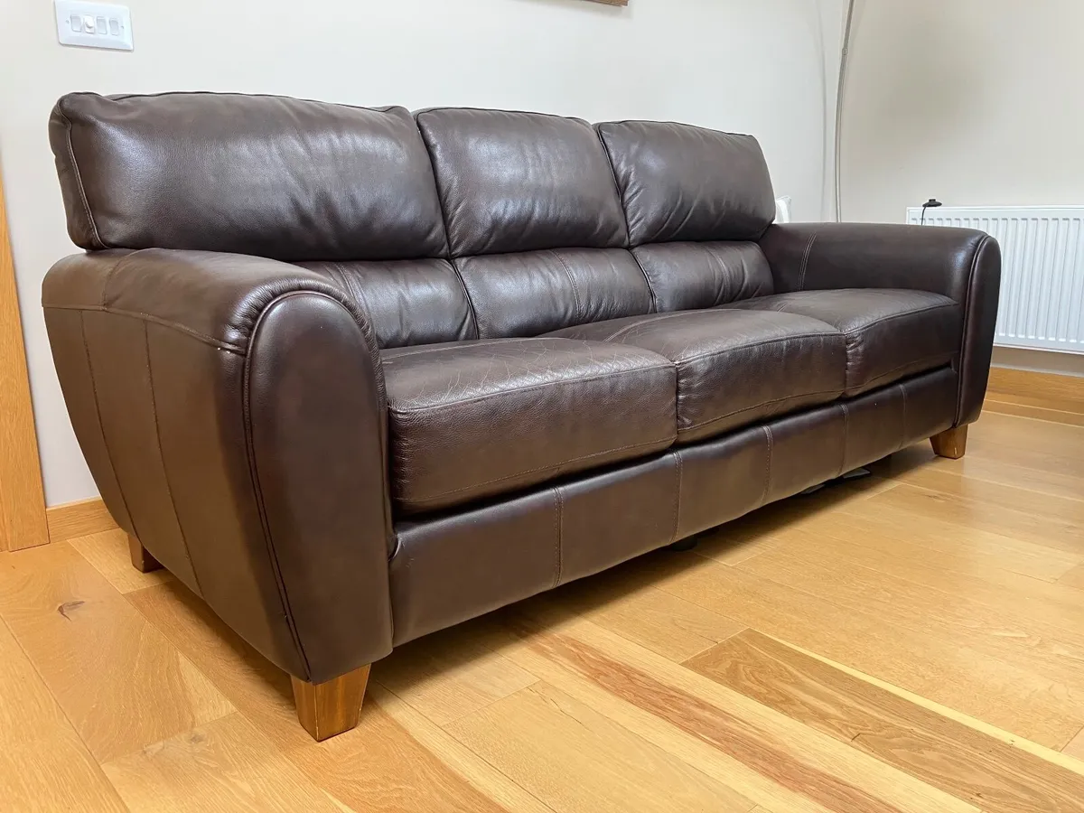 Suite of Furniture - Image 2