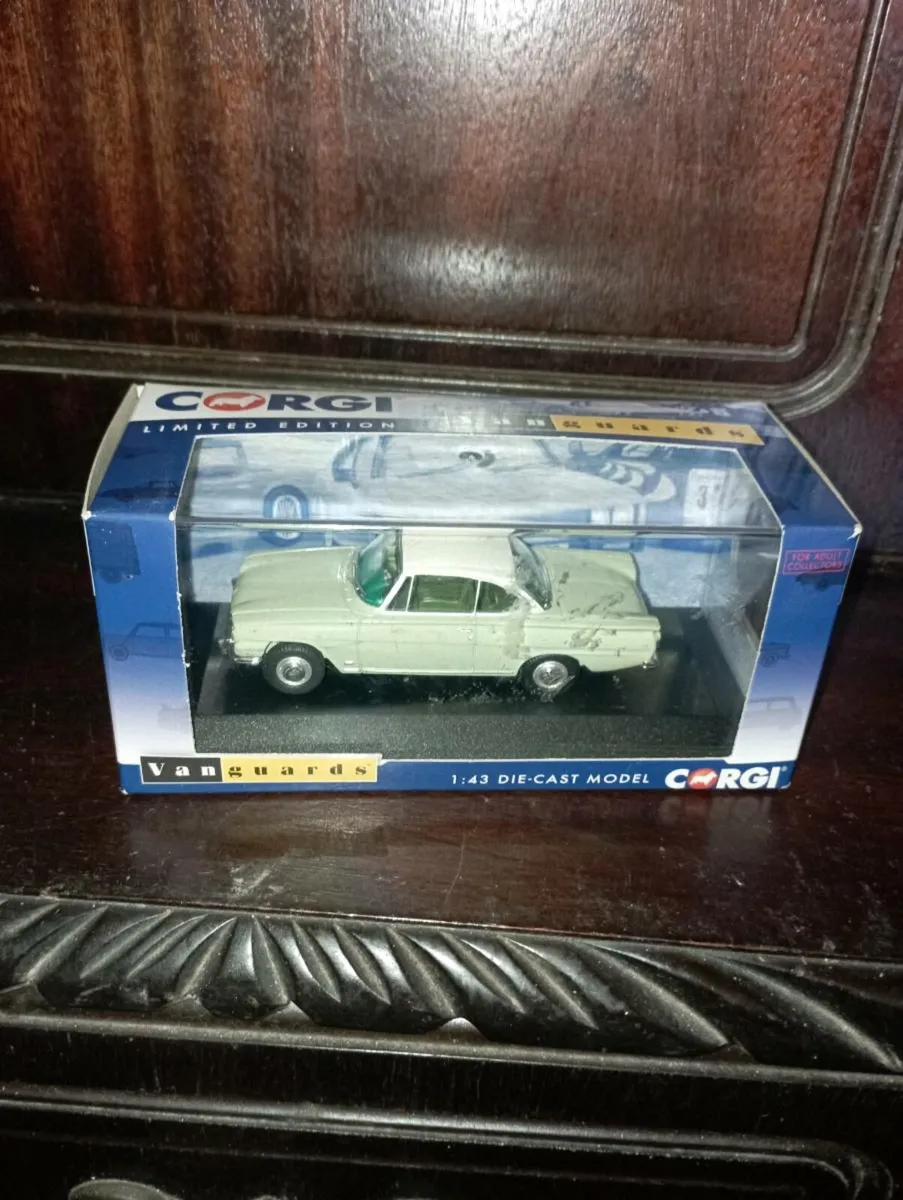 CORGI VANGUARD FORD CAPRI 1-43 SCALE DIECAST MODLE - Image 1