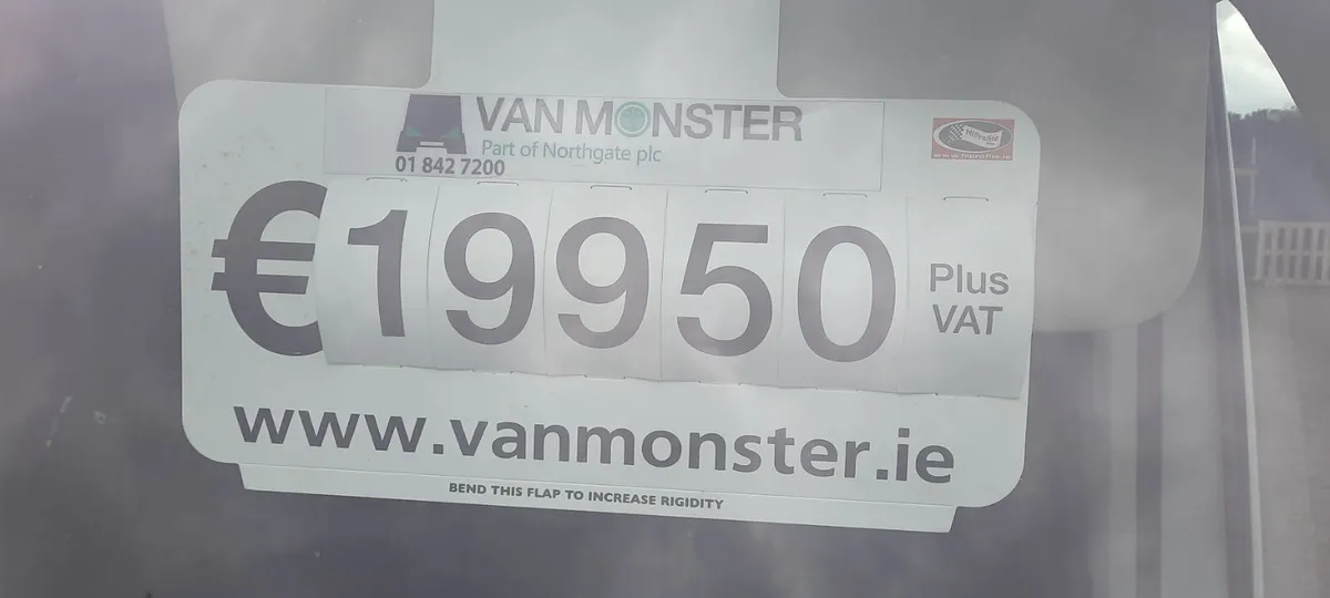 VW Crafter Low Roof '20, €19,950.00 plus VAT @ 23% - Image 3