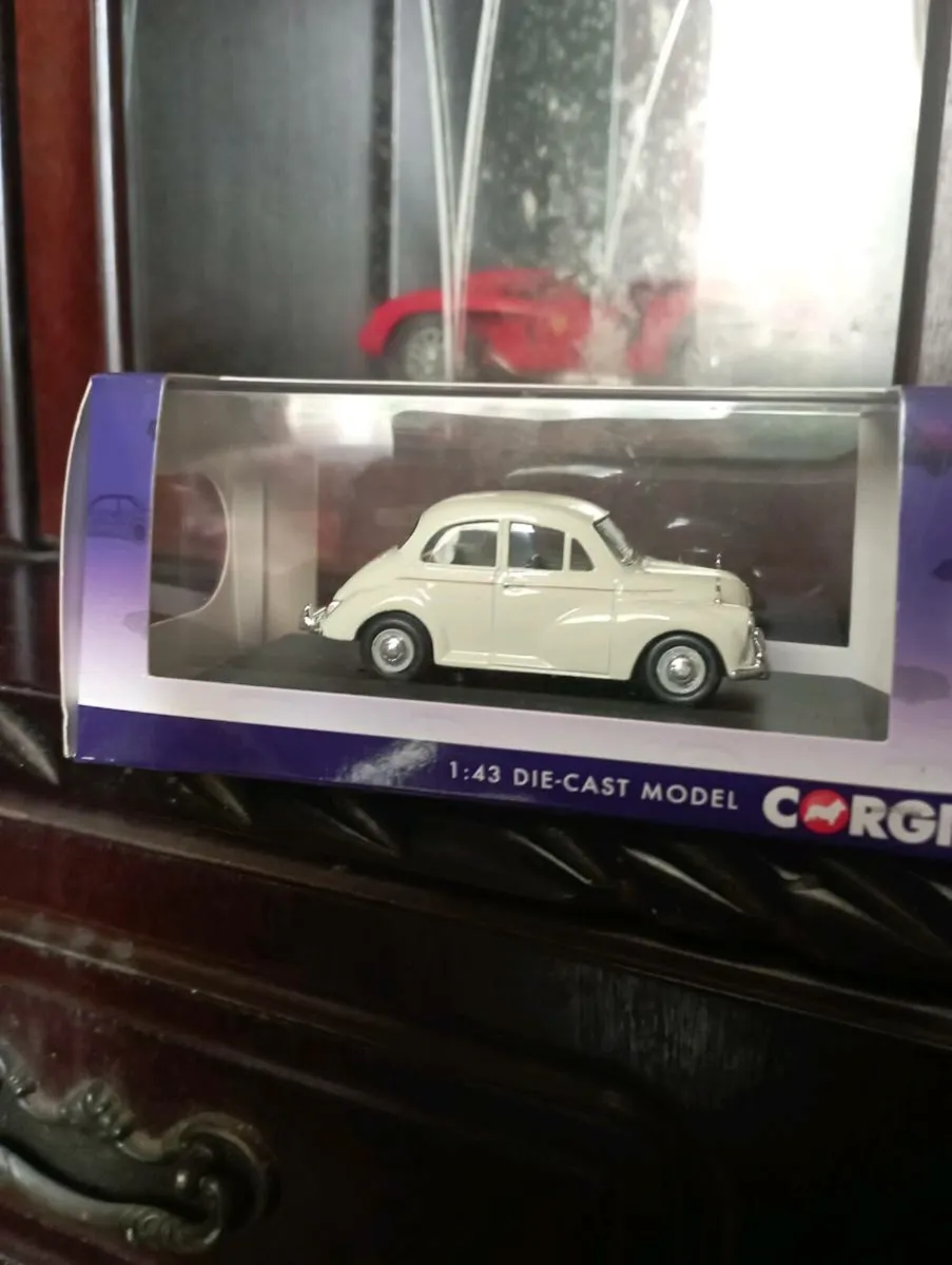 CORGI VANGUARD  MORRIS MINOR 1-43 SCALE . - Image 4