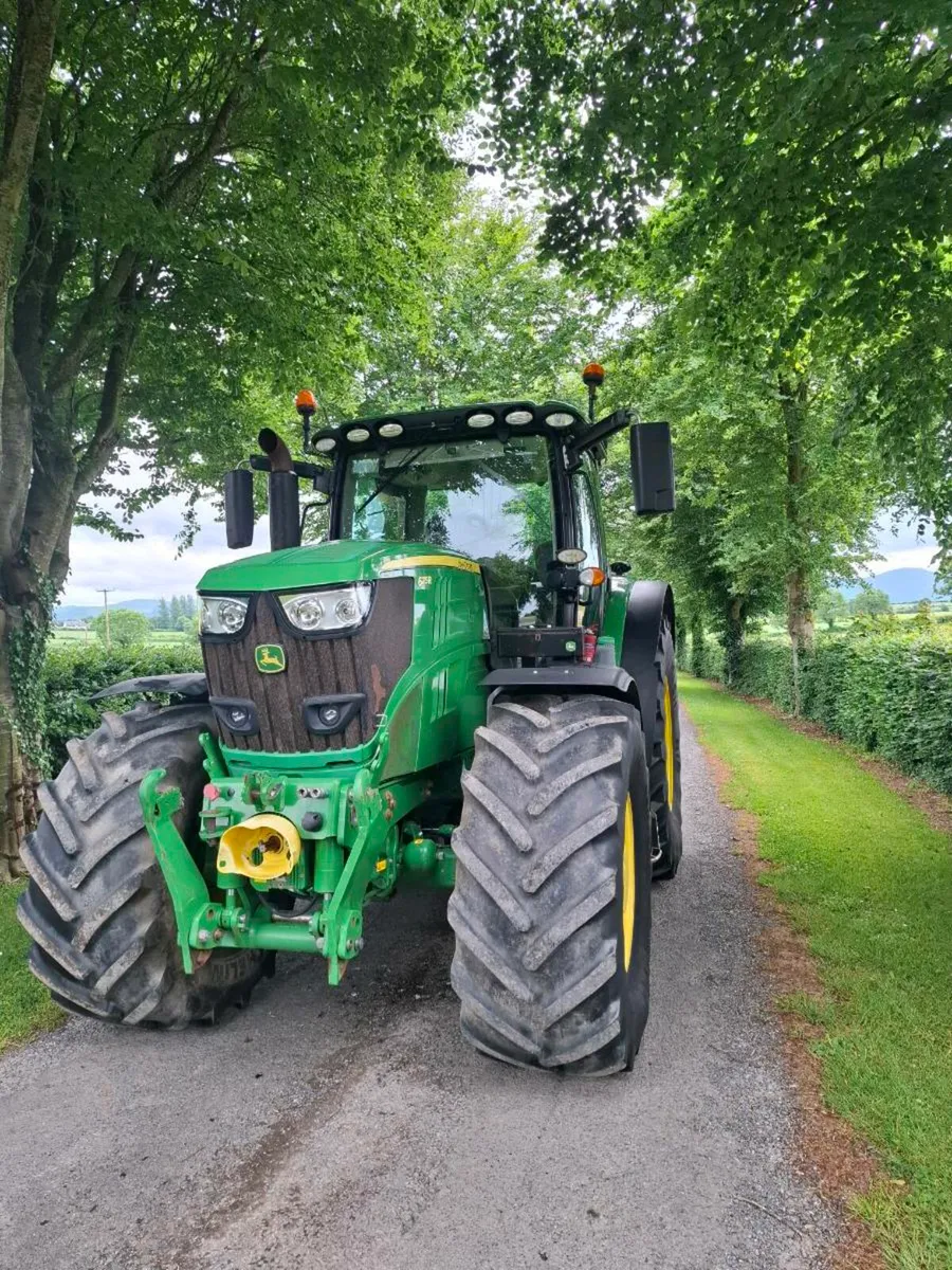 John Deere 6215r - Image 2