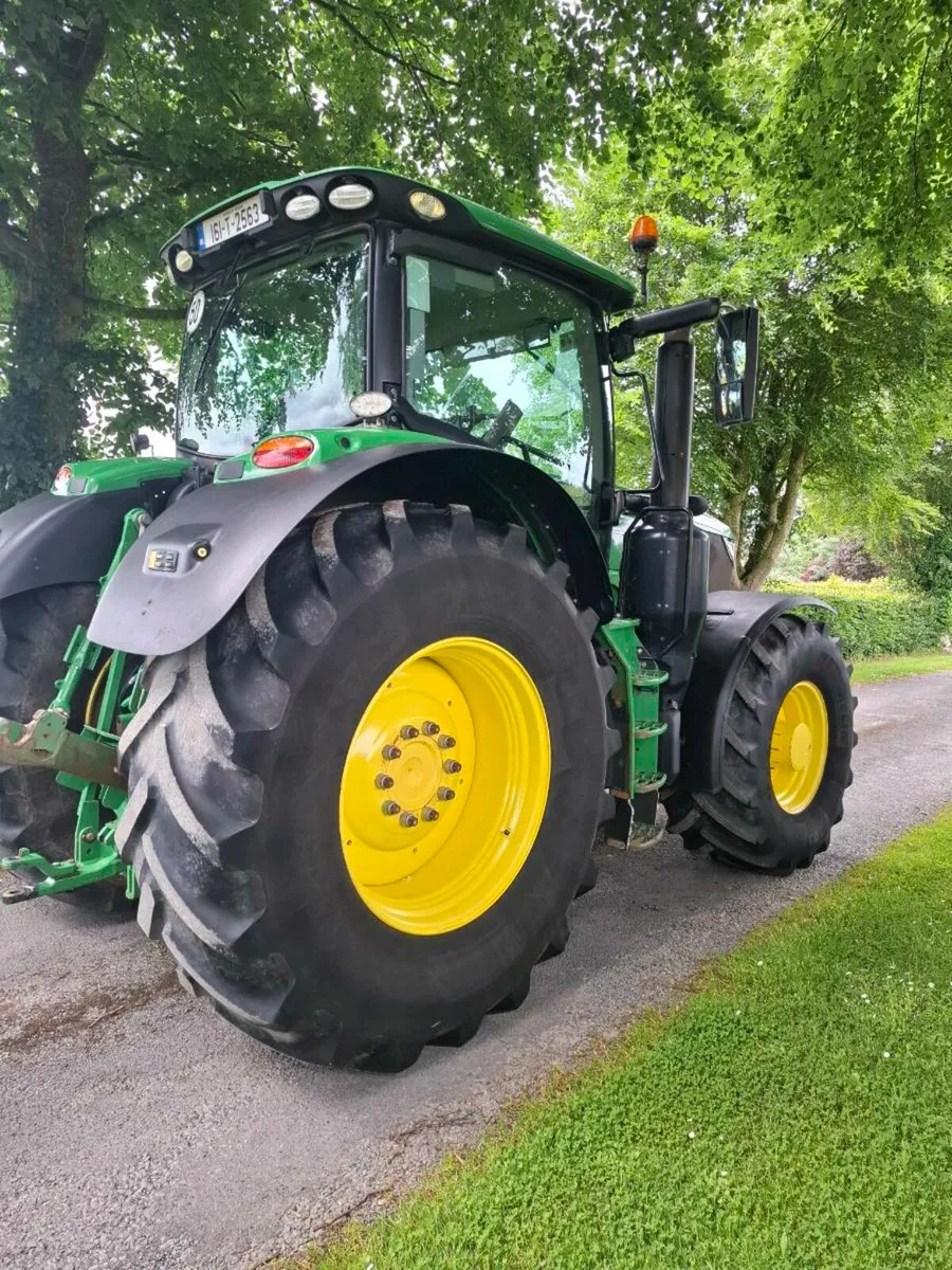 John Deere 6215r - Image 4