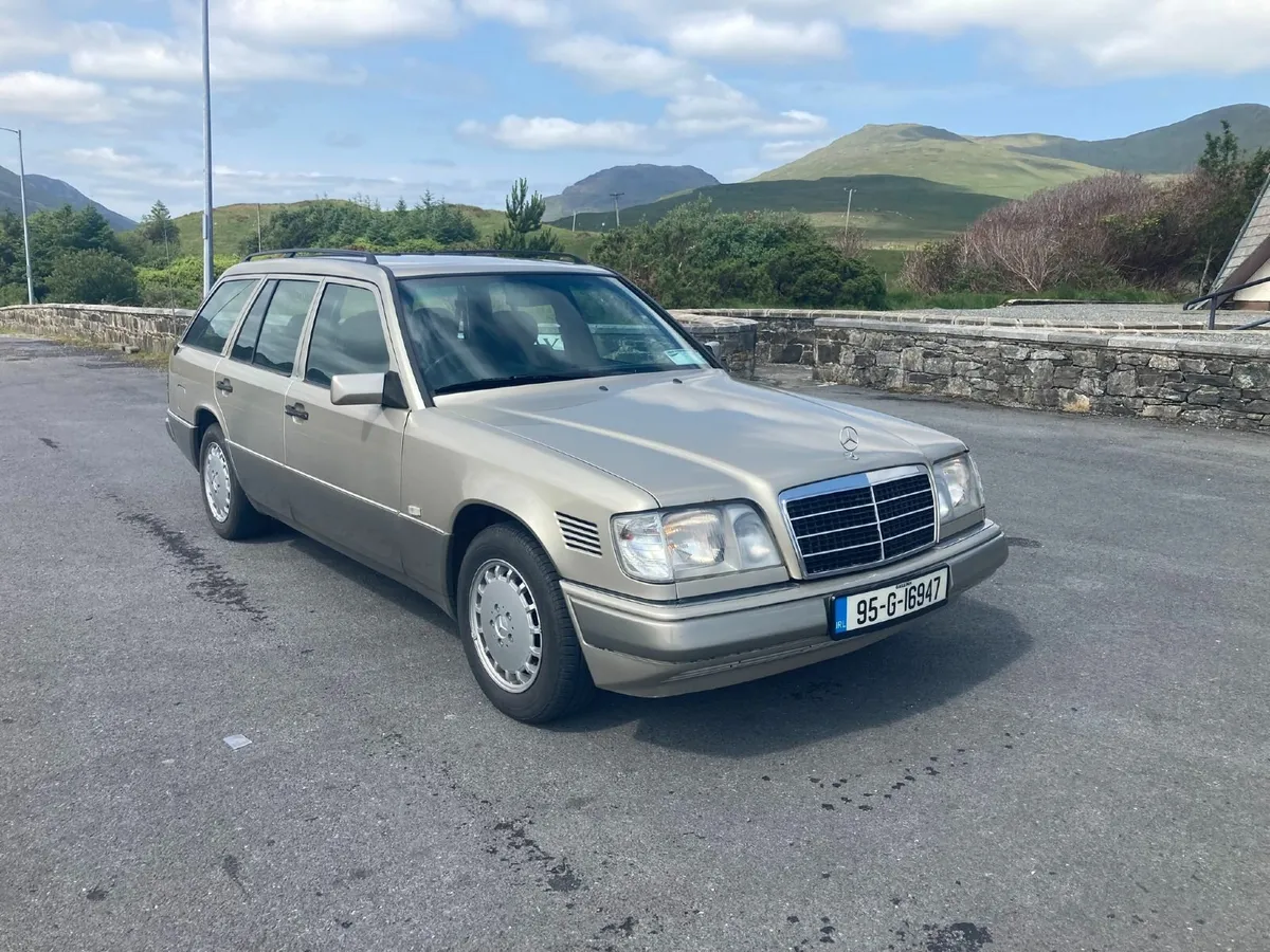 Mercedes E 300 Diesel Estate 7 Seater OM 606 - Image 1