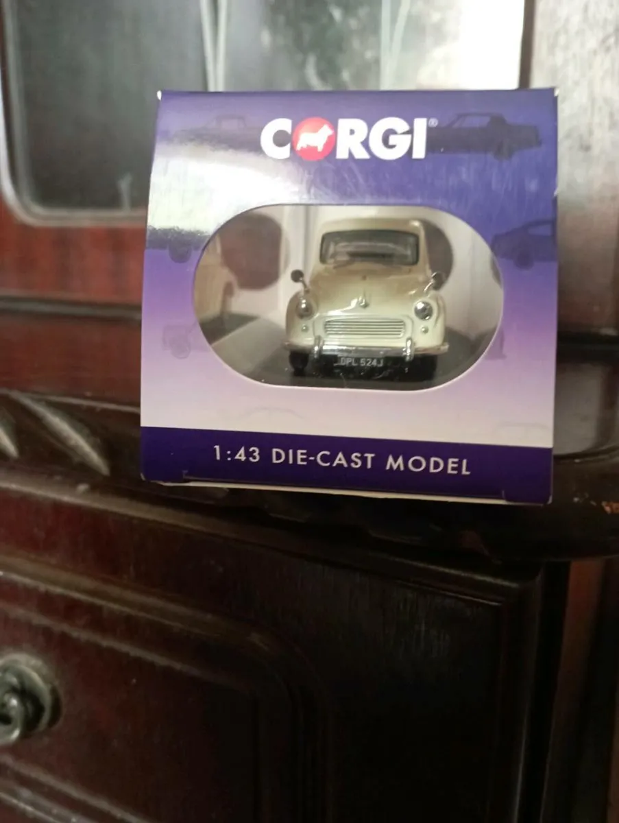 CORGI VANGUARD  MORRIS MINOR 1-43 SCALE . - Image 2