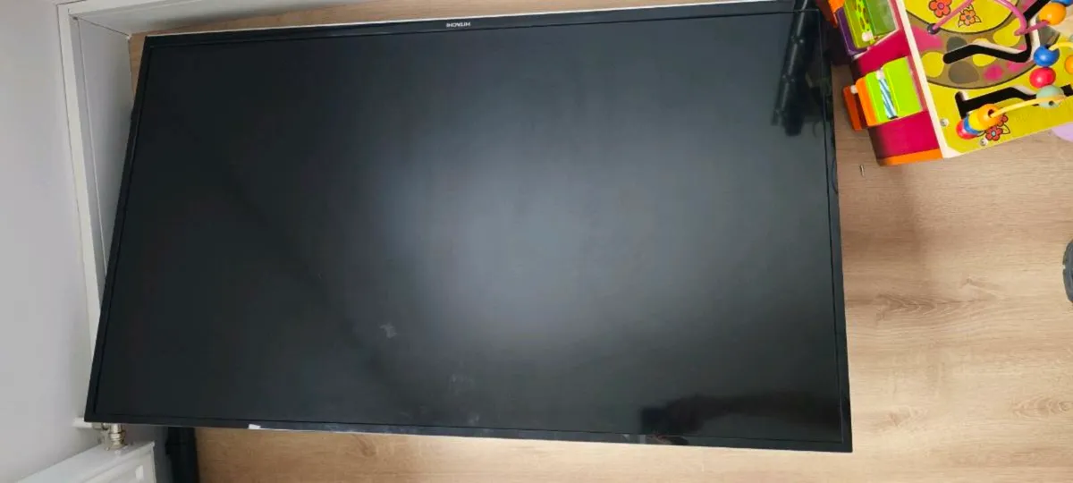 Hitachi 55" 4k Smart TV - Image 1