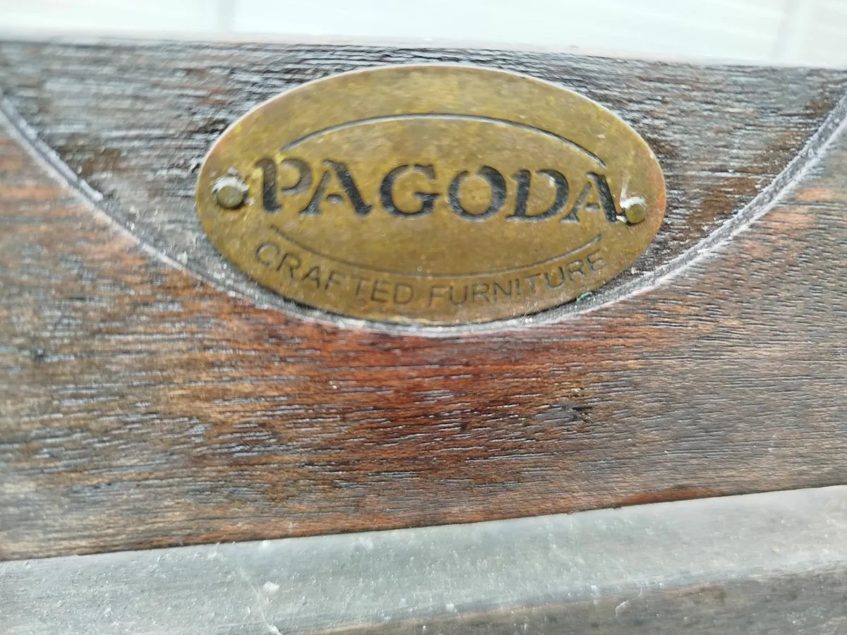 Pagoda Teak Garden Table & 6 matching Chairs - Image 3