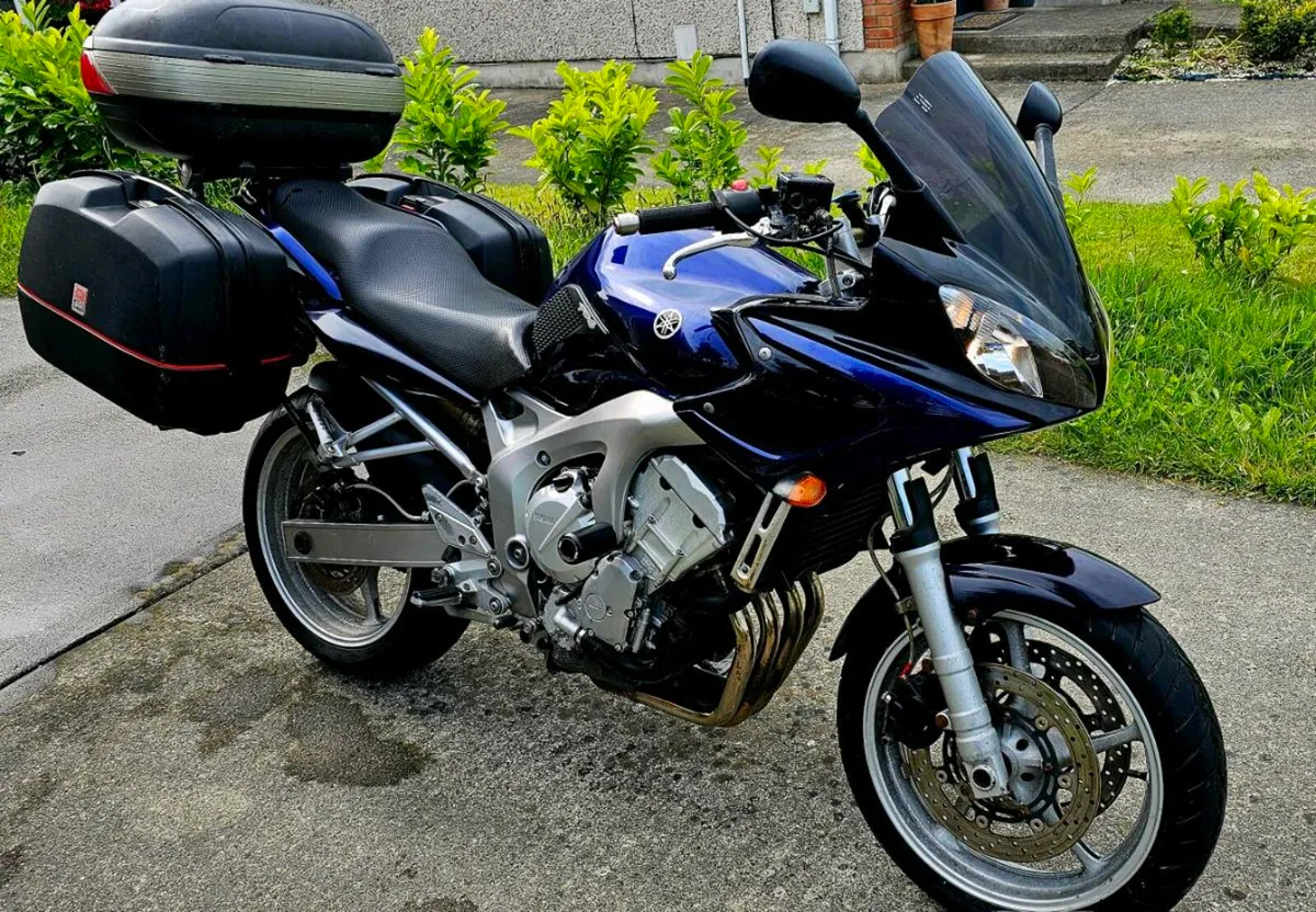 Yamaha Fazer FZR 600 - Image 1