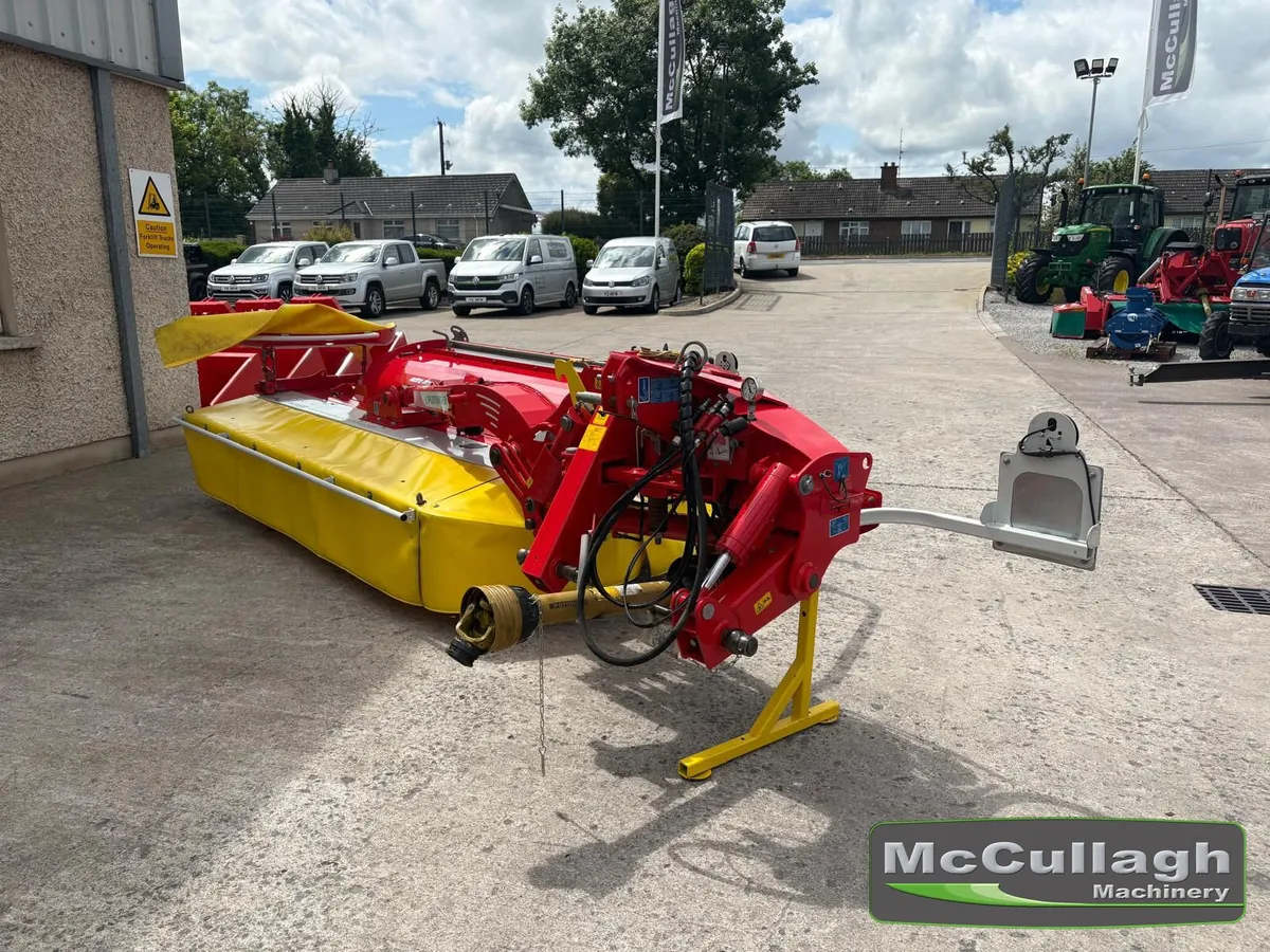 2022 Pottinger 302ED Rear Mounted Mower - Image 2