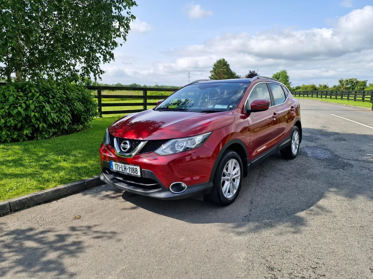 Nissan Qashqai Diesel (NCT AND TAXED)!!! - Image 2