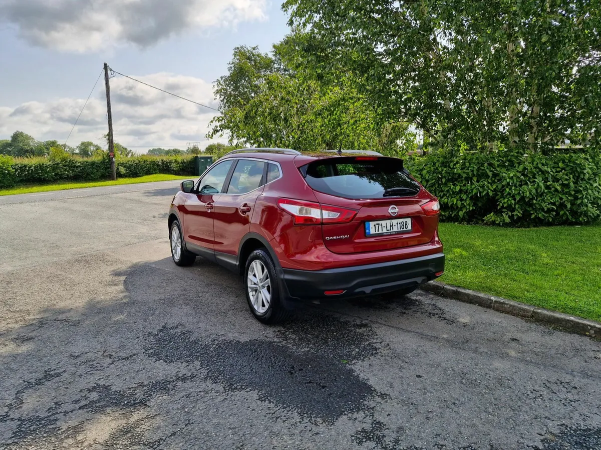 Nissan Qashqai Diesel (NCT AND TAXED)!!! - Image 4