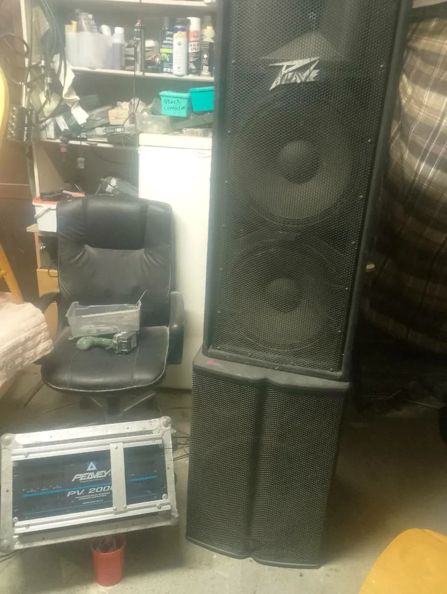 Pa speakers and amplifier - Image 2