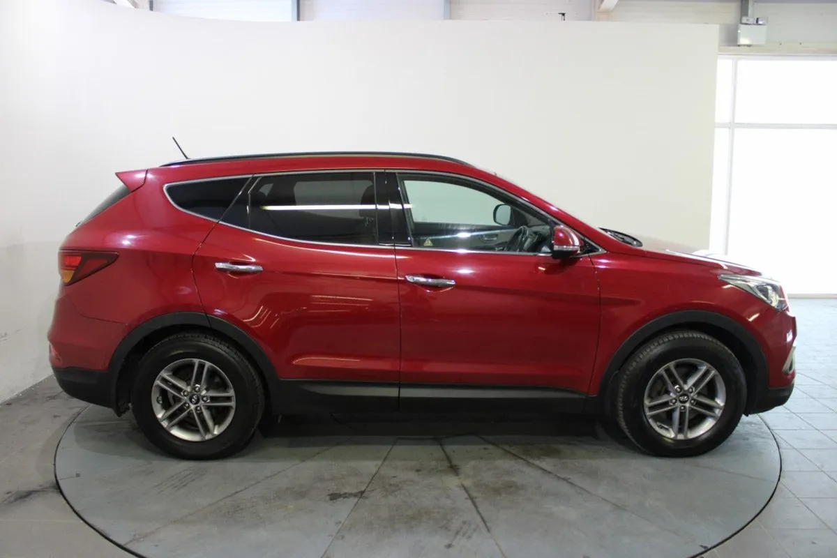 Hyundai Santa Fe 2.2 Crdi 4WD Executive - Image 3